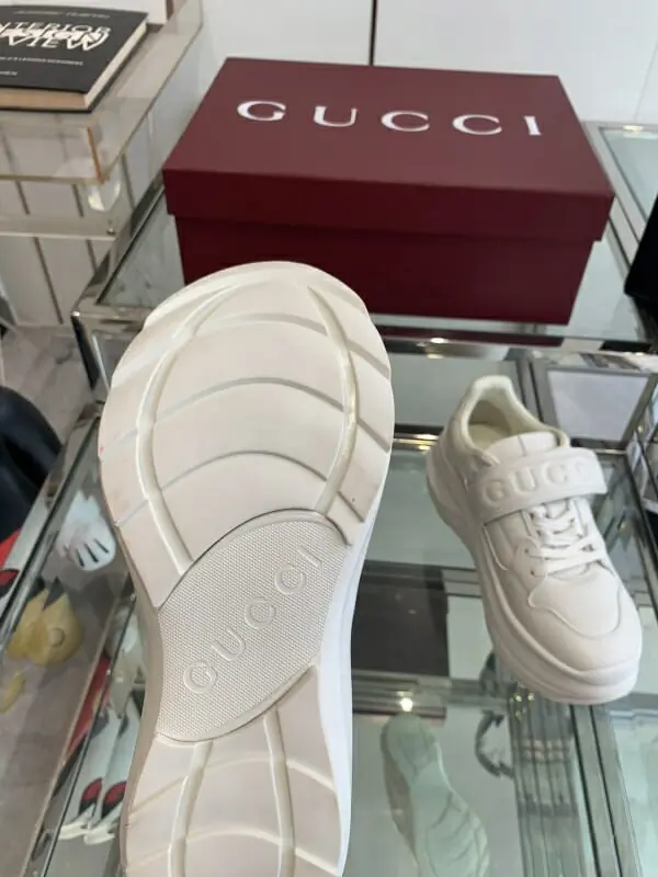 gucci decontractees chaussures pour femme s_1256bb33